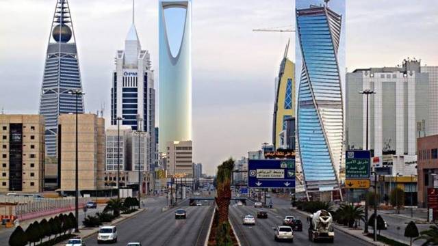 عقد النظافة والزراعة القطاع الأوسط والصيانة في الرياض والخرج